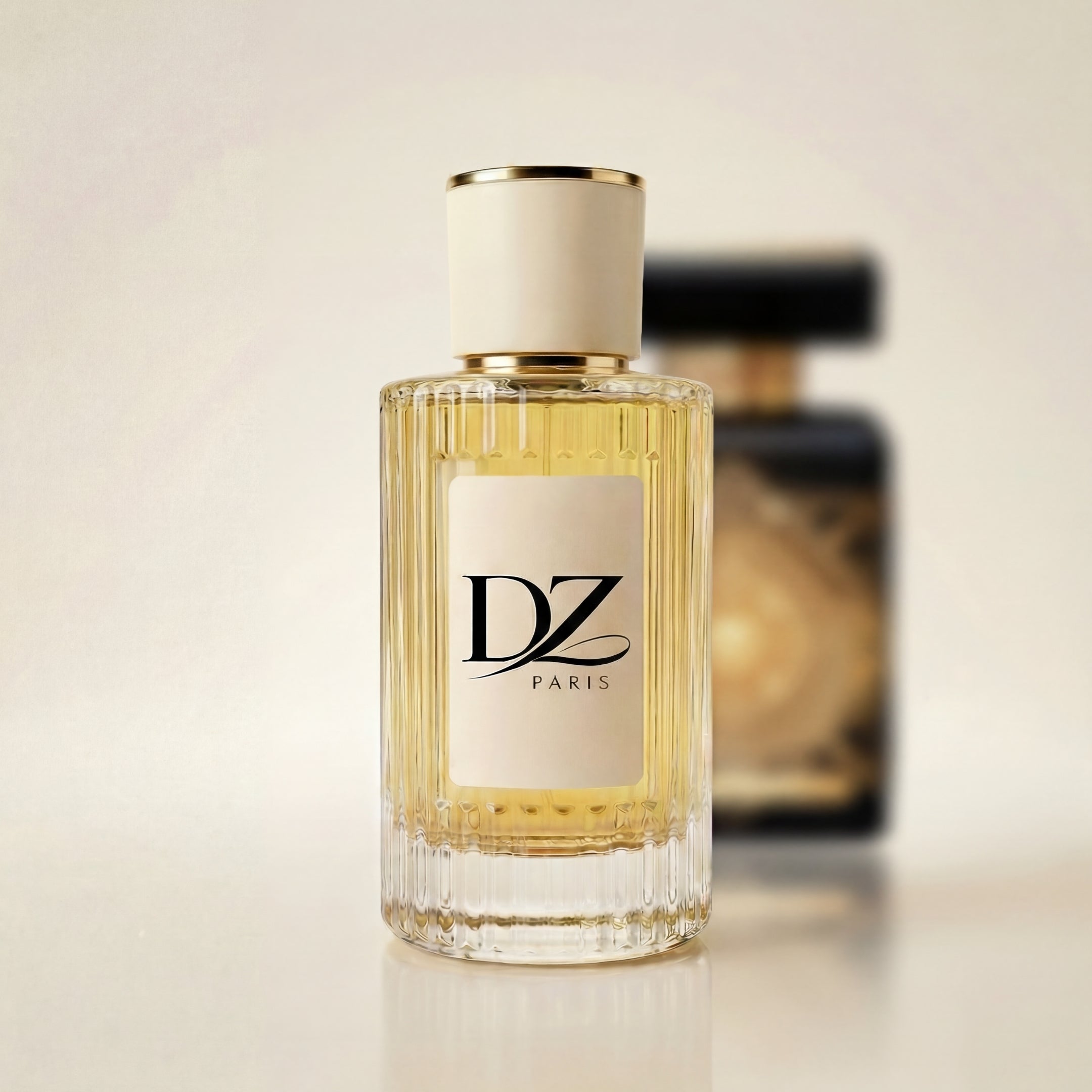 DZ Oud for Glory Extrait de Parfum Flakon mit Oud- und holzigen Noten, eleganter Duft in stilvollem Parfümflakon